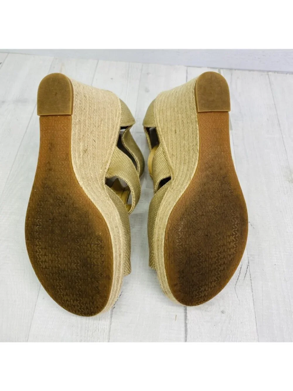 Michael Kors BERKLEY Gold Metallic Canvas Zip Jute Trim Platform Sandal Sz 9.5 M